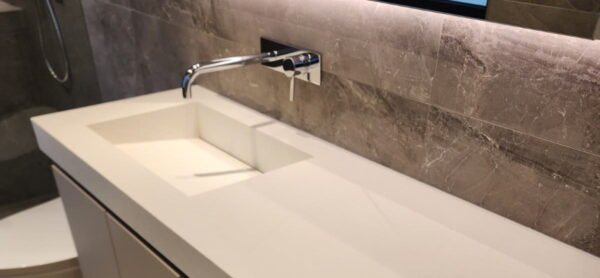 Wall mounted single washbasin /sink with countertop 900mm-1200mm - Image 2